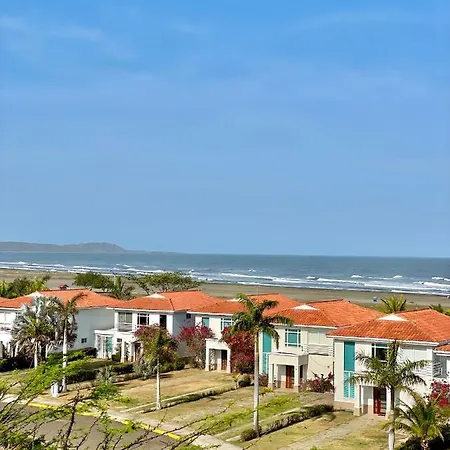 En La Playa 7 *